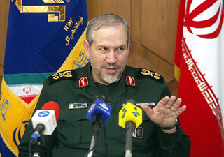 Yahya Rahim-Safevi-ran dini lideri Ayetullah Ali Hamaney’in askeri danman